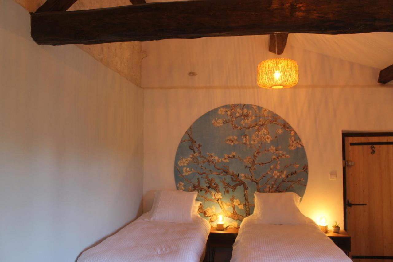 Hotel Au Mas De Janita à Cahuzac-sur-Vère Extérieur photo