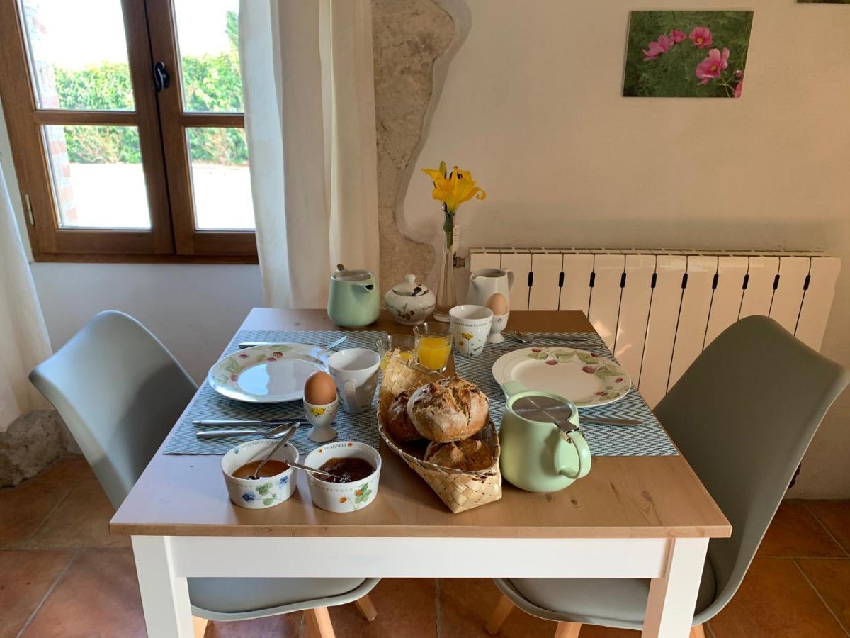 Hotel Au Mas De Janita à Cahuzac-sur-Vère Extérieur photo
